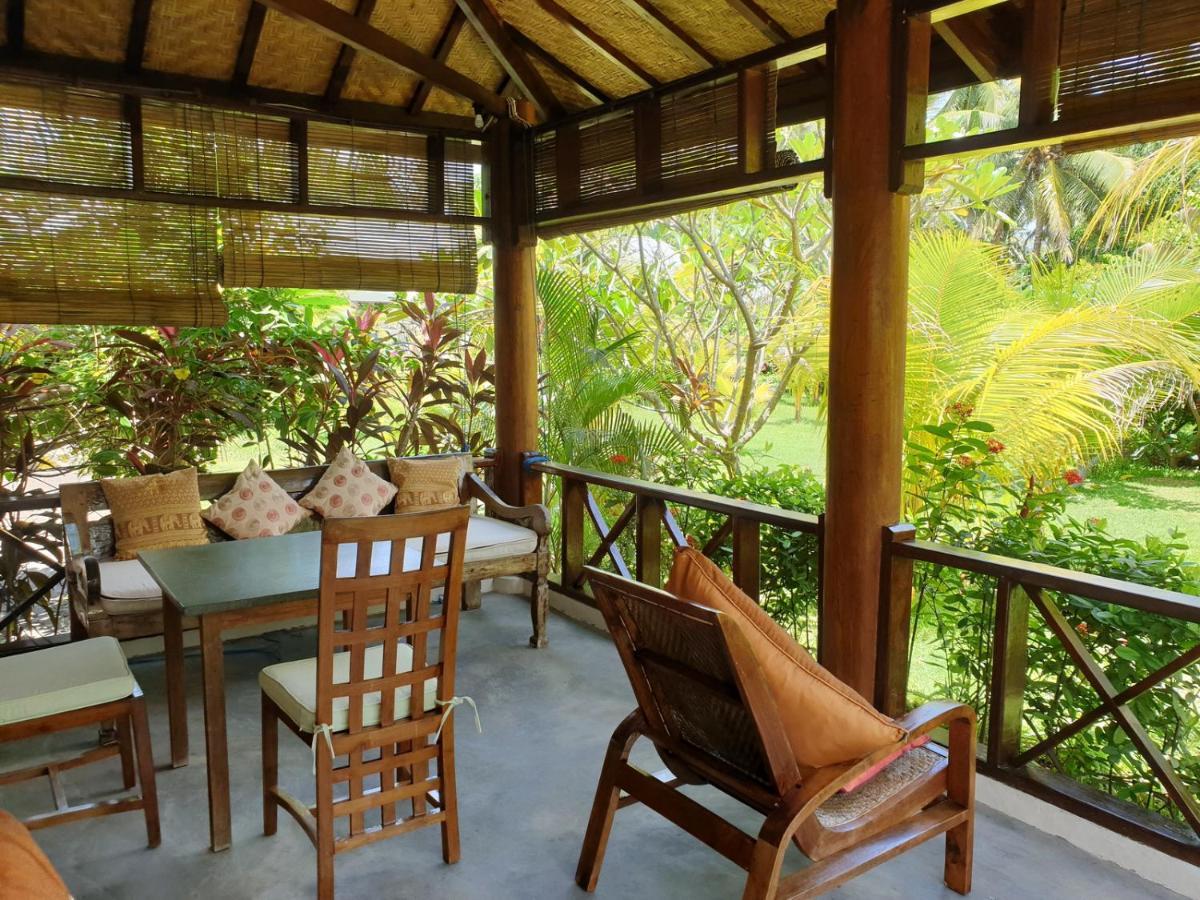 Waiara Village Guesthouse Maumere Luaran gambar