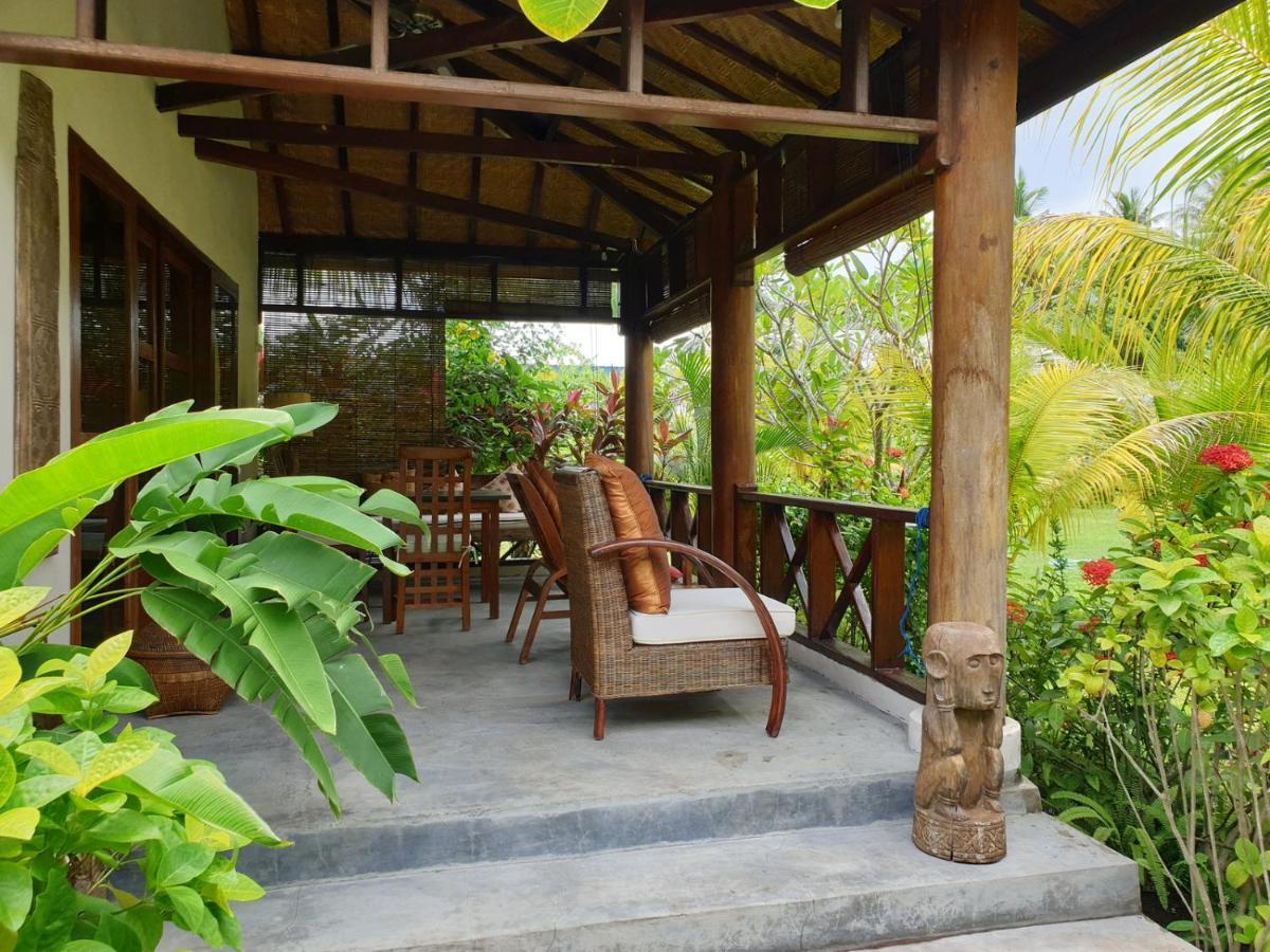 Waiara Village Guesthouse Maumere Luaran gambar