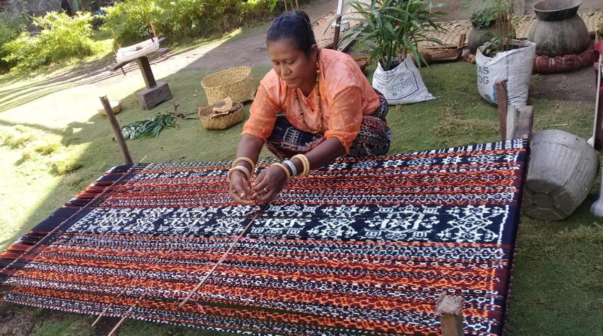 Waiara Village Guesthouse Maumere Luaran gambar